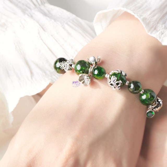 Loại trang sức nào giúp hút tài lộc, mang lại may mắn trong năm 2026? - Ảnh 3. Loại trang sức nào giúp hút tài lộc, mang lại may mắn trong năm 2026? - Ảnh 3.