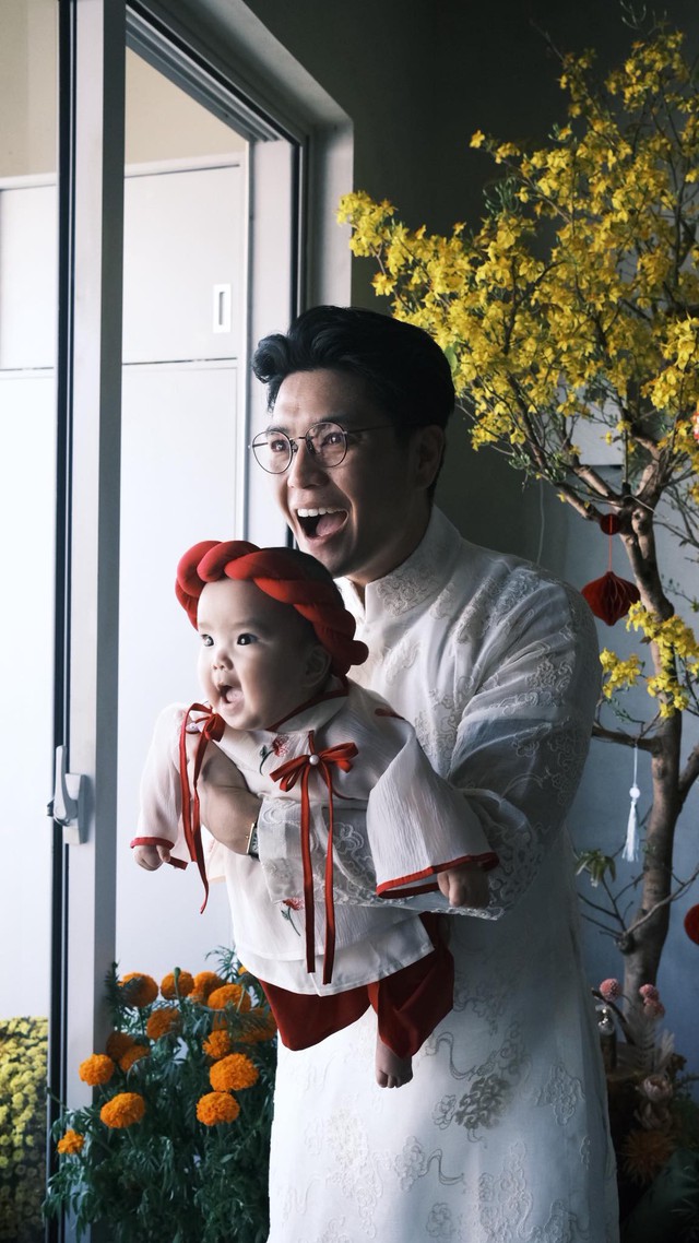 Ng&ocirc; Thanh V&acirc;n khoe con g&aacute;i 7 th&aacute;ng tuổi khiến fan th&iacute;ch th&uacute; v&agrave; bất ngờ - Ảnh 2.