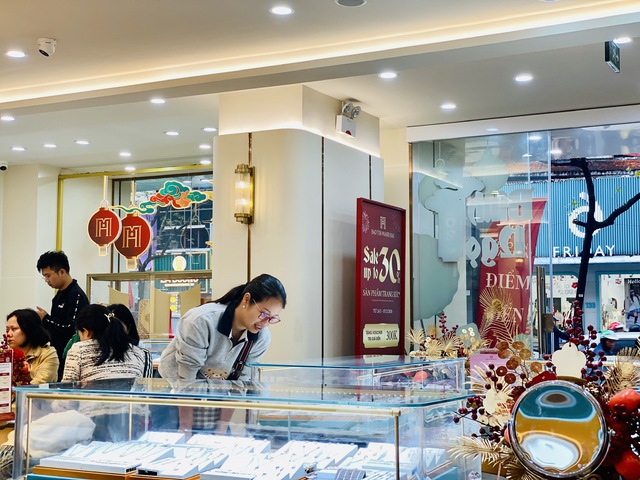 T&agrave;i ch&iacute;nh 2 triệu đồng c&oacute; mua được v&agrave;ng t&iacute;ch trữ đầu năm 2026? - Ảnh 4.