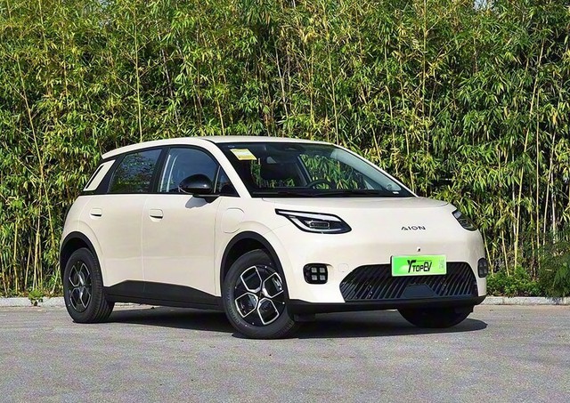 Hatchback cỡ nhỏ gi&aacute; 185 triệu đồng thiết kế trẻ trung, trang bị đẳng cấp, camera to&agrave;n cảnh 540 độ rẻ hơn Kia Morning, chỉ như Honda SH kh&aacute;ch Việt nh&igrave;n sẽ m&ecirc; - Ảnh 2.