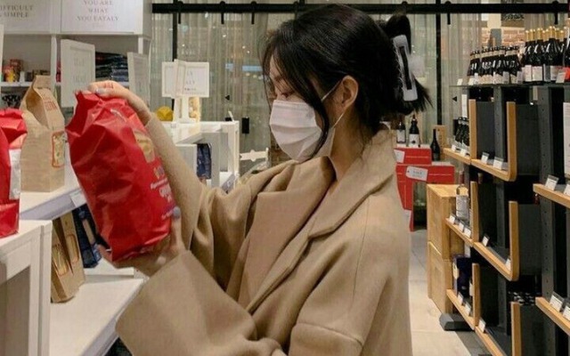 T&ocirc;i đ&atilde; thay đổi 4 th&oacute;i quen n&agrave;y n&ecirc;n đ&atilde; giữ được phần lớn tiền thưởng Tết, ra gi&ecirc;ng tha hồ thảnh thơi - Ảnh 2.