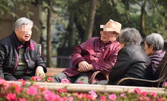 Về già, có 3 nơi chớ dại đặt chân để sống an yên, hưởng phúc - Ảnh 1. Về già, có 3 nơi chớ dại đặt chân để sống an yên, hưởng phúc - Ảnh 1.