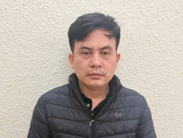 Khởi tố đối tượng mạo danh Ph&oacute; ph&ograve;ng Cục An ninh điều tra để thực hiện h&agrave;nh vi phi ph&aacute;p - Ảnh 1.