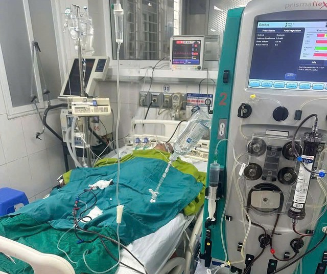 Người đ&agrave;n &ocirc;ng 60 tuổi ở Ph&uacute; Thọ nhồi m&aacute;u cơ tim cấp thừa nhận 1 sai lầm nhiều người Việt mắc phải - Ảnh 1.