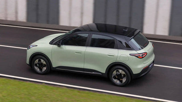 Gi&aacute; SUV cỡ nhỏ Geely EX2 tại Việt Nam năm 2026: Th&ocirc;ng tin v&agrave; dự đo&aacute;n - Ảnh 3.