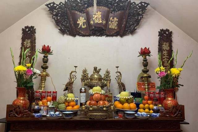 Khi về nhà mới nên cắm loài hoa này trên bàn thờ để rước lộc, bình an, may mắn - Ảnh 4. Khi về nhà mới nên cắm loài hoa này trên bàn thờ để rước lộc, bình an, may mắn - Ảnh 4.