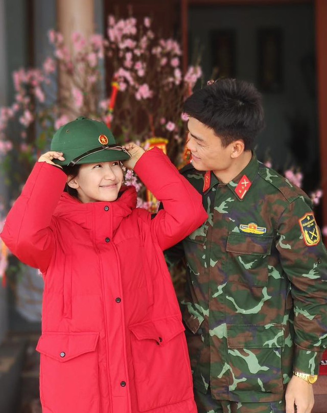 31 tuổi, l&agrave;n da của H&ograve;a Minzy vẫn căng mướt, b&oacute;ng khỏe - Ảnh 2.