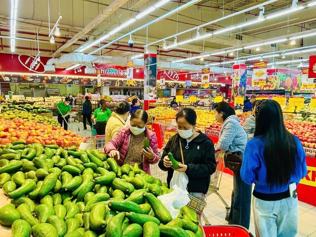 Gi&aacute; xăng dầu biến động , nhiều mặt h&agrave;ng giảm gi&aacute; bảo vệ người ti&ecirc;u d&ugrave;ng 2026 - Ảnh 5.