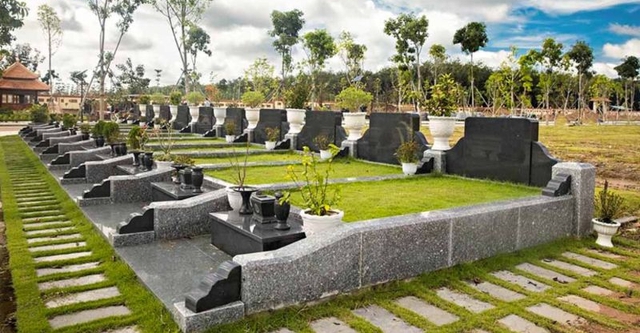 B&iacute; quyết chọn vị tr&iacute; mộ hợp tuổi gi&uacute;p gia đ&igrave;nh đ&oacute;n nhận nhiều điều c&aacute;t l&agrave;nh trong tương lai - Ảnh 2.