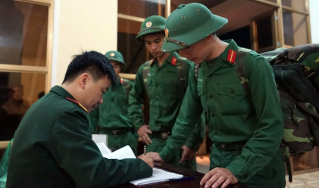 Điểm mới xử l&yacute; vi phạm li&ecirc;n quan đến nghĩa vụ qu&acirc;n sự 2026, c&oacute; thể nhiều người chưa biết - Ảnh 2.