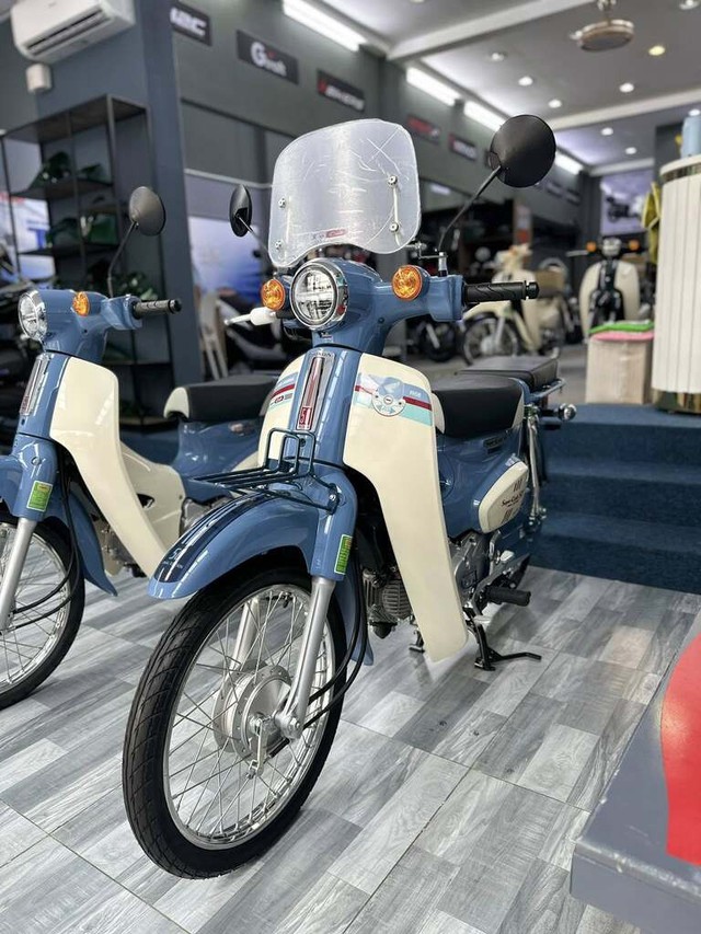 Xe m&aacute;y Honda Cub huyền thoại về Việt Nam gi&aacute; hơn 100 triệu đồng vẫn đắt kh&aacute;ch c&oacute; g&igrave; đặc biệt? - Ảnh 4.