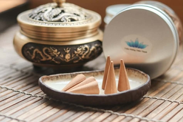 Vị tr&iacute; đặt trầm hương khi x&ocirc;ng trừ t&agrave;, chi&ecirc;u t&agrave;i, dẫn lộc  - Ảnh 2.