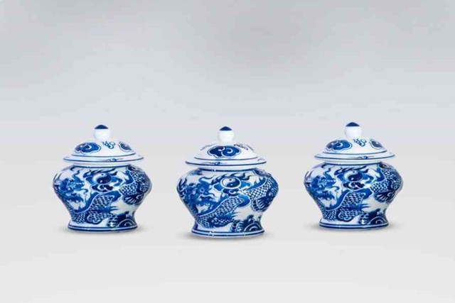 Đ&acirc;y mới l&agrave; thời điểm thay hũ gạo muối tr&ecirc;n b&agrave;n thờ thần t&agrave;i thu h&uacute;t t&agrave;i lộc cho gia đ&igrave;nh - Ảnh 3.