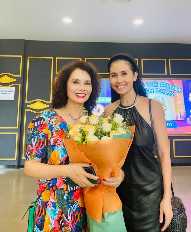 NSND Minh Châu ở tuổi 70: Con gái mời qua Mỹ sinh sống nhưng thích ở Việt Nam hơn - Ảnh 5. NSND Minh Châu ở tuổi 70: Con gái mời qua Mỹ sinh sống nhưng thích ở Việt Nam hơn - Ảnh 5.