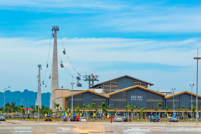 Nghỉ d&agrave;i ng&agrave;y từ Giỗ Tổ H&ugrave;ng Vương, nhiều du kh&aacute;ch l&ecirc;n kế hoạch đến 'đảo trải nghiệm' n&agrave;y - Ảnh 2.