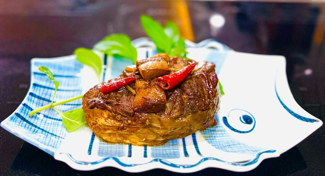 Gợi &yacute; m&oacute;n ngon gi&uacute;p xương chắc khỏe mỗi ng&agrave;y cho người trung ni&ecirc;n năm 2026 - Ảnh 2.