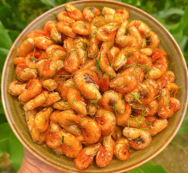 Gợi &yacute; m&oacute;n ngon gi&uacute;p xương chắc khỏe mỗi ng&agrave;y cho người trung ni&ecirc;n năm 2026 - Ảnh 4.