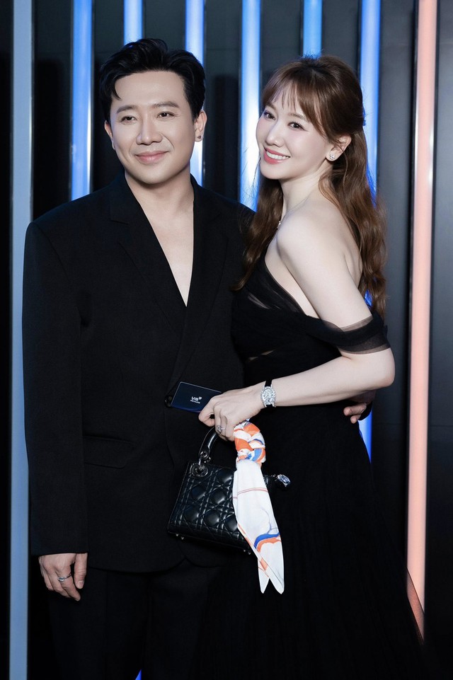 Vợ chồng Trấn Thành - Hari Won gây chói mắt - Ảnh 5. Vợ chồng Trấn Thành - Hari Won gây chói mắt - Ảnh 5.