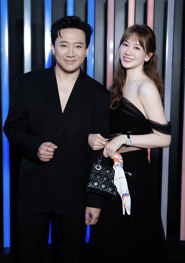 Vợ chồng Trấn Thành - Hari Won gây chói mắt - Ảnh 6. Vợ chồng Trấn Thành - Hari Won gây chói mắt - Ảnh 6.