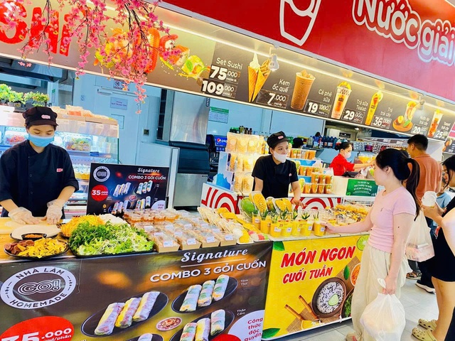 Các siêu thị ‘tung’ hàng loạt chương trình giảm giá sâu chào hè 2026 - Ảnh 4. Các siêu thị ‘tung’ hàng loạt chương trình giảm giá sâu chào hè 2026 - Ảnh 4.