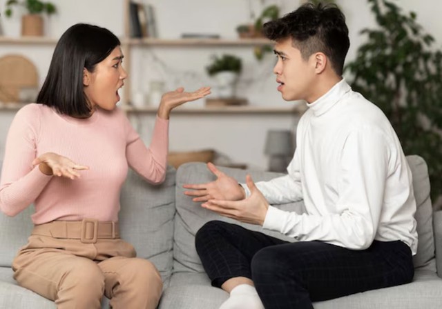 Bạn trai giấu tài sản khủng, cô gái hủy hôn sau 4 năm làm 2 công việc để nuôi anh ta theo đuổi ước mơ - Ảnh 1. Bạn trai giấu tài sản khủng, cô gái hủy hôn sau 4 năm làm 2 công việc để nuôi anh ta theo đuổi ước mơ - Ảnh 1.