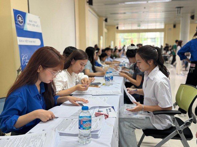 Tuyển sinh đại học 2026: Chọn trường học n&agrave;y, th&iacute; sinh phải đ&oacute;ng đến 150 triệu đồng/năm tiền học ph&iacute; - Ảnh 1.