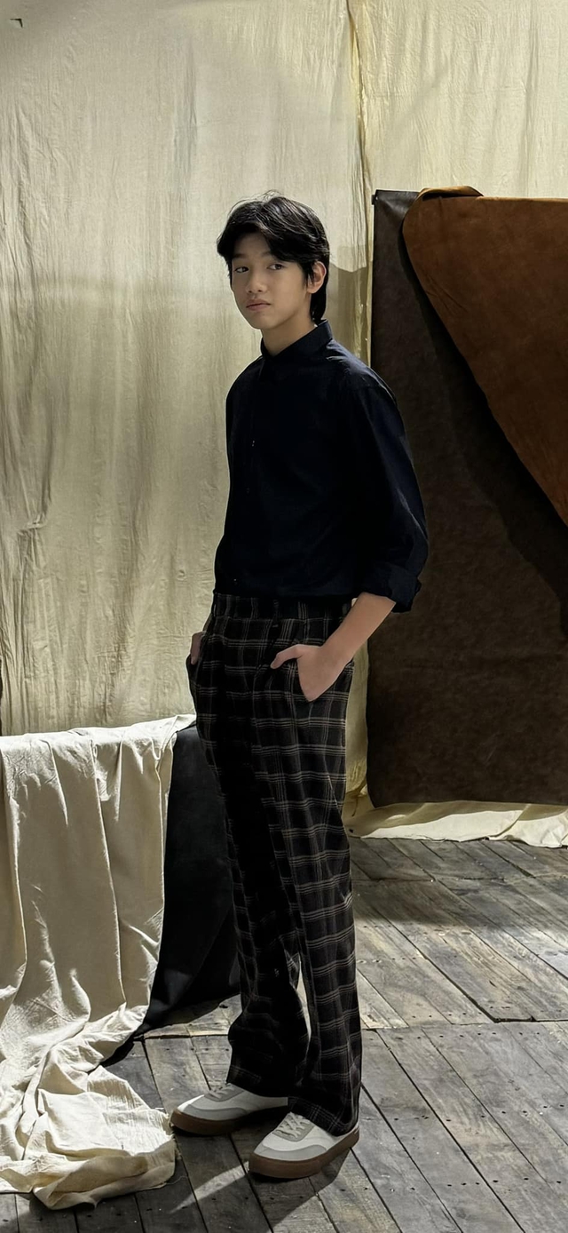 Subeo - con trai Hồ Ngọc H&agrave; c&ocirc;ng khai xuất hiện c&ugrave;ng bạn g&aacute;i, khoe thần th&aacute;i sang trọng - Ảnh 4.