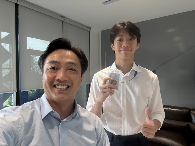 Subeo - con trai Hồ Ngọc H&agrave; c&ocirc;ng khai xuất hiện c&ugrave;ng bạn g&aacute;i, khoe thần th&aacute;i sang trọng - Ảnh 8.