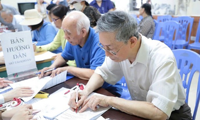 Tin vui cho nhóm đối tượng nghỉ hưu, thu nhập sắp có sự thay đổi khi tăng lương hưu và trợ cấp hằng tháng - Ảnh 1. Tin vui cho nhóm đối tượng nghỉ hưu, thu nhập sắp có sự thay đổi khi tăng lương hưu và trợ cấp hằng tháng - Ảnh 1.