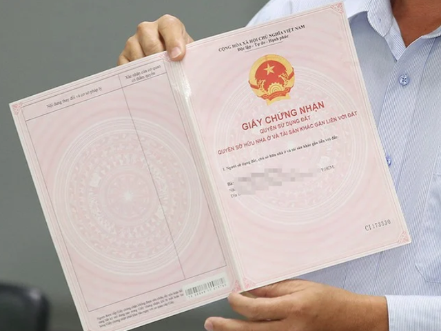 5 loại ph&iacute; bắt buộc phải nộp khi sang t&ecirc;n sổ đỏ 2026 theo quy định mới nhất - Ảnh 1.