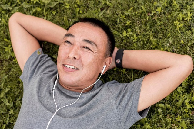 Đàn ông vẫn 'khoái' 3 việc này sau tuổi 60 thường trường thọ hơn người khác - Ảnh 2. Đàn ông vẫn 'khoái' 3 việc này sau tuổi 60 thường trường thọ hơn người khác - Ảnh 2.