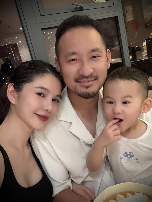 Phong c&aacute;ch thời trang nữ tổng t&agrave;i của diễn vi&ecirc;n Thu HO&agrave;i - Ảnh 3.