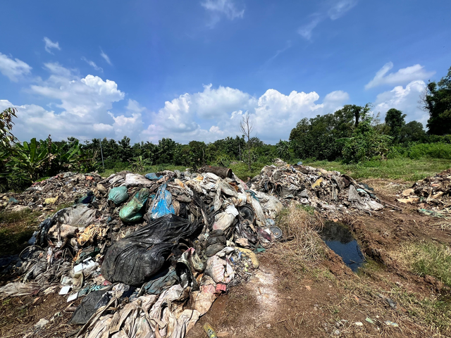 Đồng Nai: Khởi tố, bắt giam đối tượng thu gom hơn 500 tấn chất thải g&acirc;y &ocirc; nhiễm m&ocirc;i trường  - Ảnh 2.