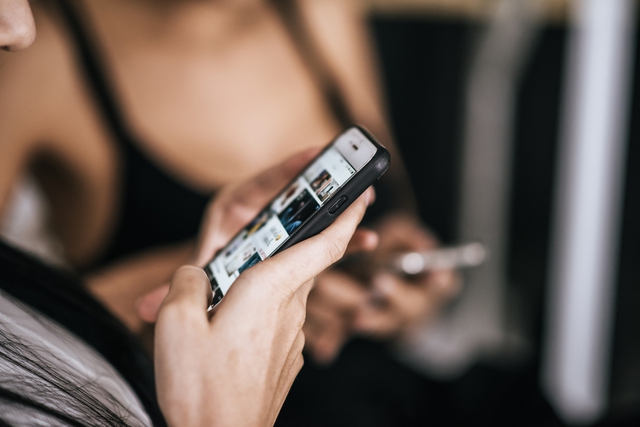 Người EQ thấp thường đăng g&igrave; tr&ecirc;n mạng x&atilde; hội? Kiểu thứ 3 ai cũng từng thấy - Ảnh 2.