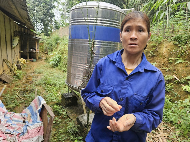 MS 1079: G&aacute;nh nặng chồng chất tr&ecirc;n vai nữ g&oacute;a bụa gồng g&aacute;nh con nhỏ v&agrave; mẹ gi&agrave; yếu trong m&aacute;i nh&agrave; dột n&aacute;t - Ảnh 4.