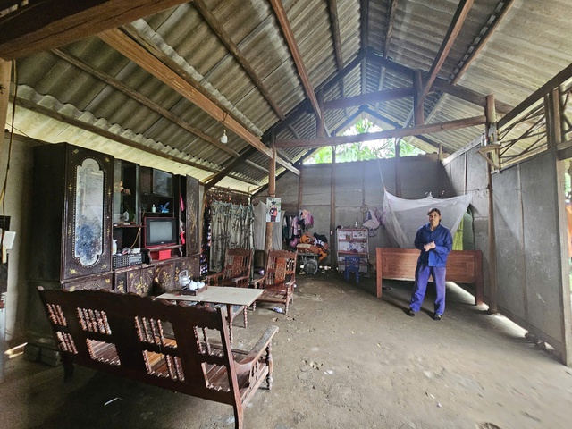 MS 1079: G&aacute;nh nặng chồng chất tr&ecirc;n vai nữ g&oacute;a bụa gồng g&aacute;nh con nhỏ v&agrave; mẹ gi&agrave; yếu trong m&aacute;i nh&agrave; dột n&aacute;t - Ảnh 3.