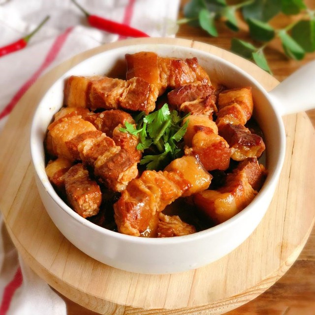 Những m&oacute;n ăn đ&atilde;i kh&aacute;ch ng&agrave;y lễ của người S&agrave;i G&ograve;n xưa - hương vị truyền thống 2026 - Ảnh 1.