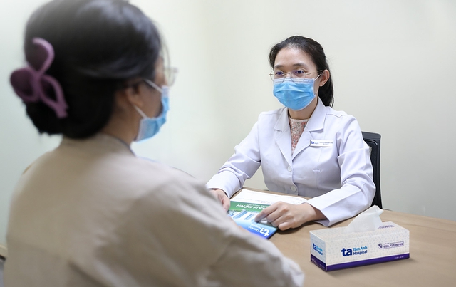 Người phụ nữ 31 tuổi suy buồng trứng sớm, nguy cơ v&ocirc; sinh v&igrave; 1 sai lầm khi giảm c&acirc;n nhiều người Việt mắc phải - Ảnh 1.