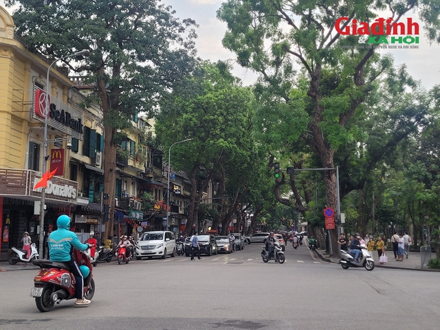 H&agrave; Nội th&iacute; điểm cấm xe m&aacute;y xăng theo giờ tại Ho&agrave;n Kiếm từ 2026 - Ảnh 2.