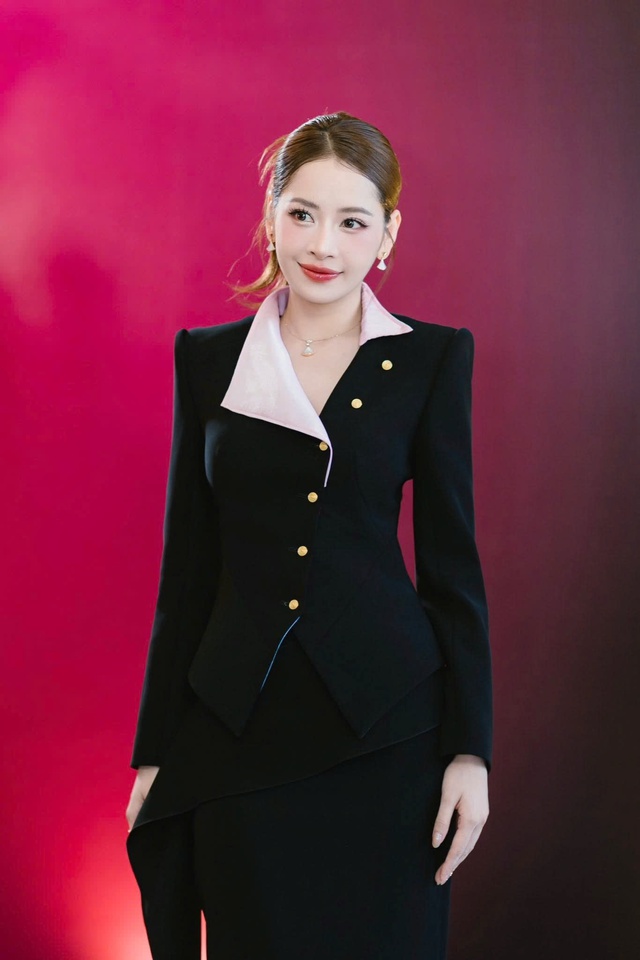 Chipu chỉ 'nhỉnh' 1m6 c&oacute; thể c&acirc;n được mọi loại trang phục nhờ c&aacute;ch  - Ảnh 7.