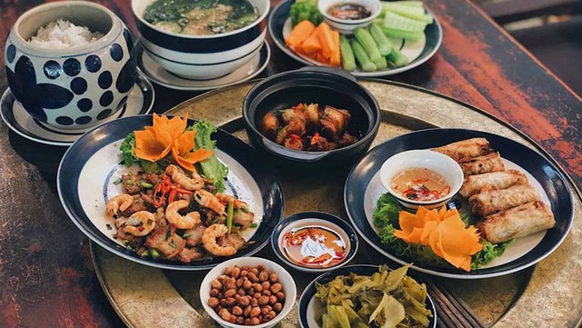 Thực đơn m&oacute;n ăn cho người bị sỏi thận - Ảnh 1.