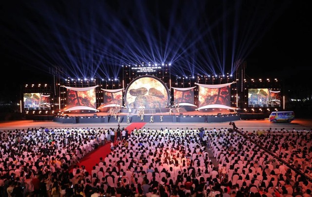 Khai mạc Lễ hội du lịch Sầm Sơn 2026 - Kh&aacute;t vọng rực rỡ cho m&ugrave;a du lịch - Ảnh 5.