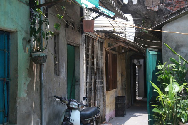 Chung cư cũ phường Nam Định Ninh B&igrave;nh xuống cấp nghi&ecirc;m trọng , nỗi lo an to&agrave;n - Ảnh 13.