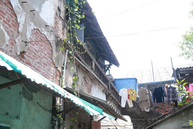 Chung cư cũ phường Nam Định Ninh B&igrave;nh xuống cấp nghi&ecirc;m trọng , nỗi lo an to&agrave;n - Ảnh 10.