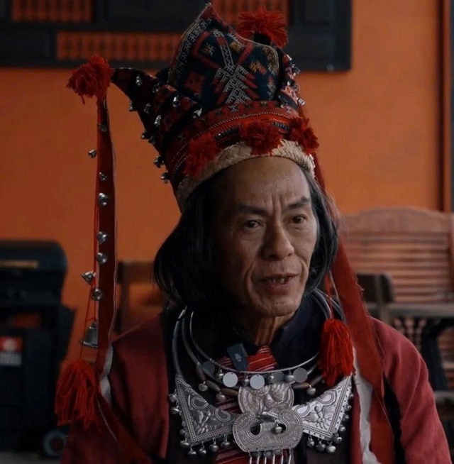 Vợ con NSND B&ugrave;i B&agrave;i B&igrave;nh thấu hiểu, động vi&ecirc;n khi nghệ sĩ đảm nhận vai phản diện trong phim trăm tỷ - Ảnh 2.