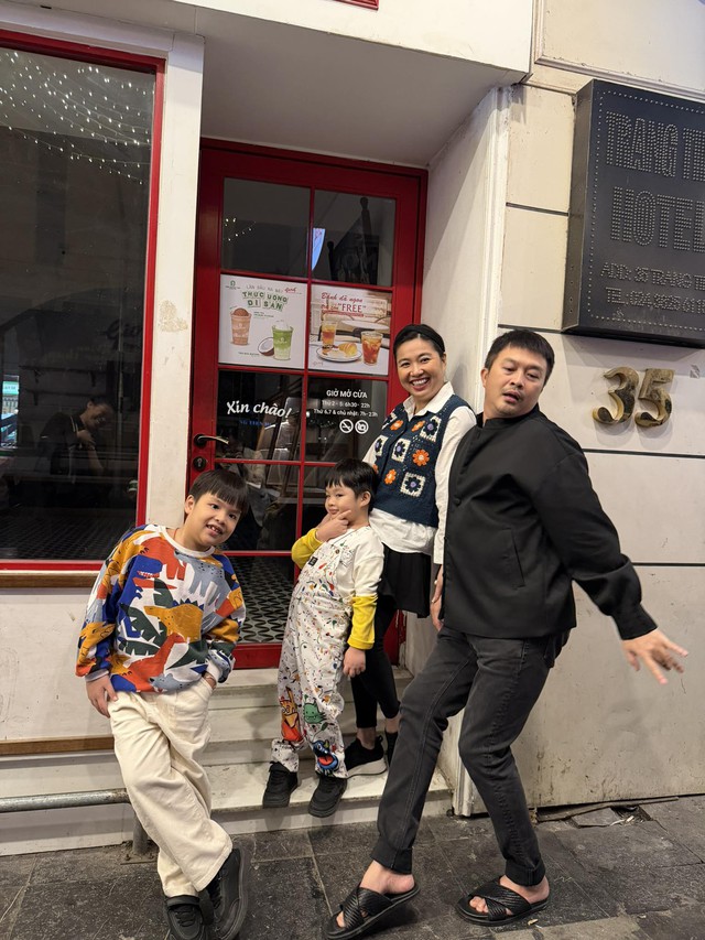 L&ecirc; Kh&aacute;nh chia sẻ về chồng v&agrave; vai diễn đặc biệt trong Đại tiệc trăng m&aacute;u 8 - Ảnh 3.