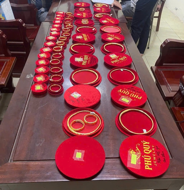 Ninh B&igrave;nh: Khởi tố thanh ni&ecirc;n b&aacute;n, cầm cố 112 chỉ v&agrave;ng giả thu về hơn 1,6 tỷ đồng - Ảnh 2.