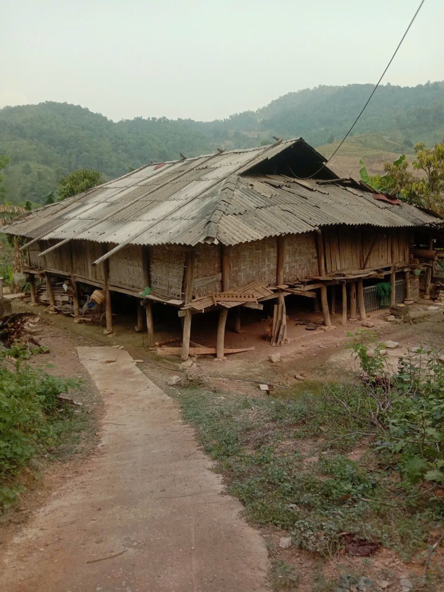 MS 1081: B&eacute; trai 1 tuổi nguy kịch sau tai nạn, gia đ&igrave;nh ngh&egrave;o khẩn cầu sự gi&uacute;p đỡ - Ảnh 4.