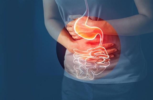 5 kiểu ăn uống &acirc;m thầm nu&ocirc;i ung thư dạ d&agrave;y, nhiều người vẫn lặp lại mỗi ng&agrave;y - Ảnh 1.