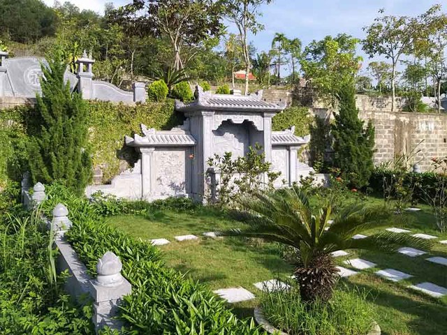 N&ecirc;n trồng c&acirc;y g&igrave; ở khu lăng mộ để tổ ti&ecirc;n nhiều ph&uacute;c, con ch&aacute;u nhiều lộc - Ảnh 1.